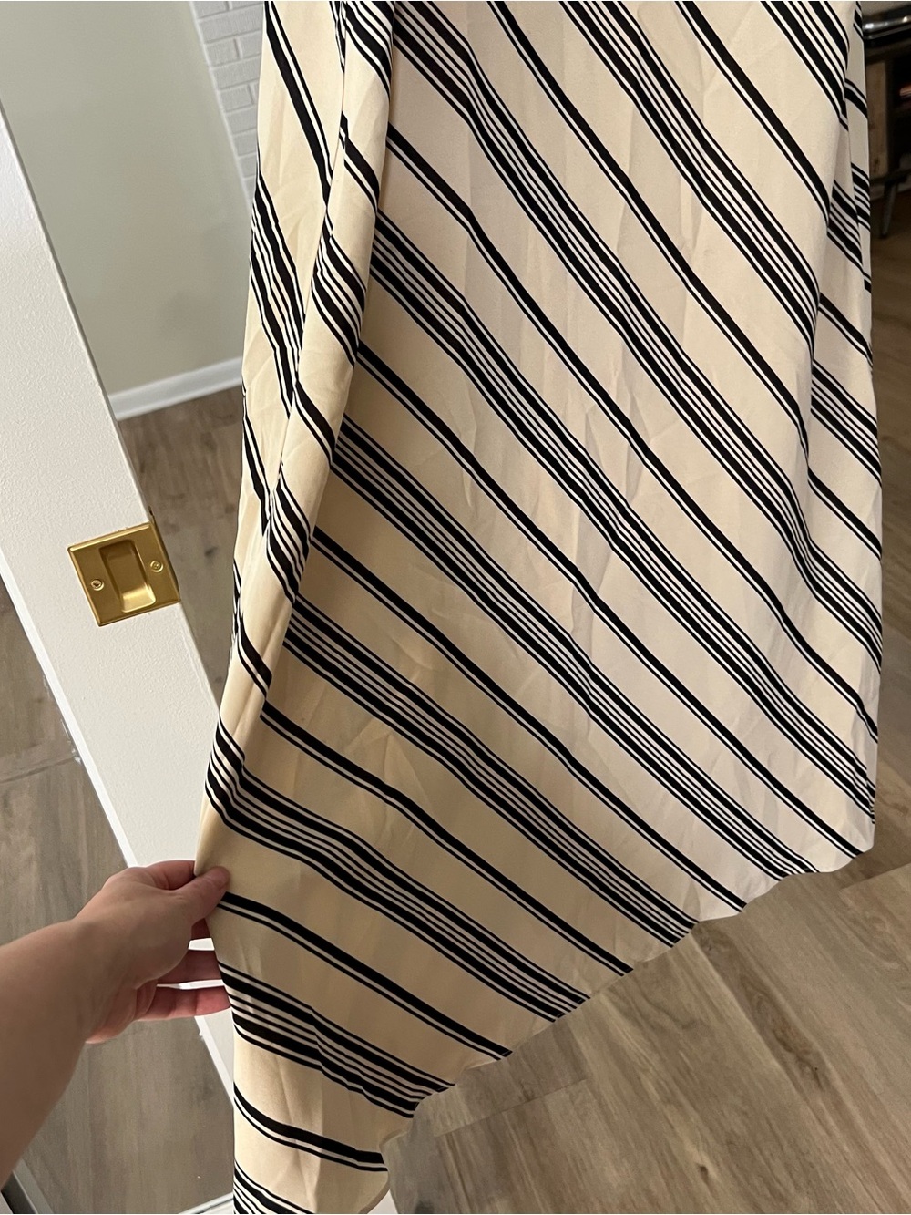 Le Lis Odette angled striped maxi dress size Large - Picture 3 of 7